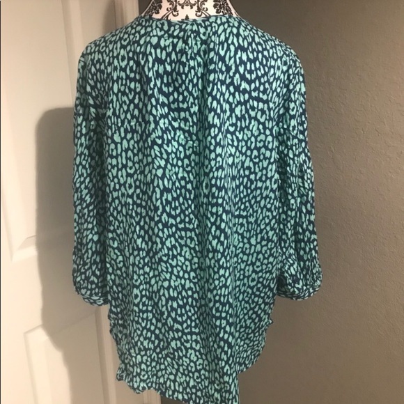 Patterned Tunic - Picture 3 of 4